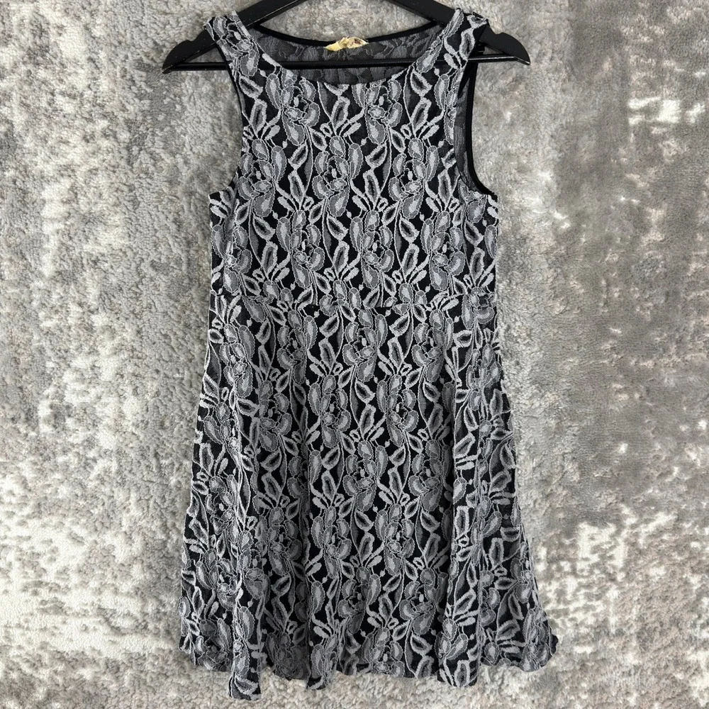 Free‎ People Size S Lace Floral Fit & Flare Mini Dress Black Sleeveless